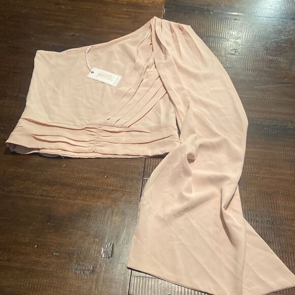 Ladies lulumari one shoulder blouse drape blush color size small - Picture 4 of 10